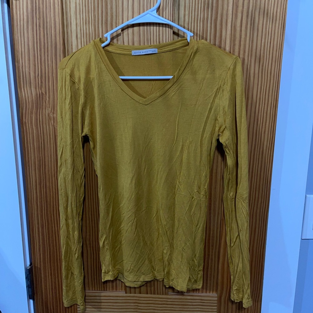 Cute yellow long sleeve v neck